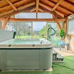 Le Moutat-le Holiday home